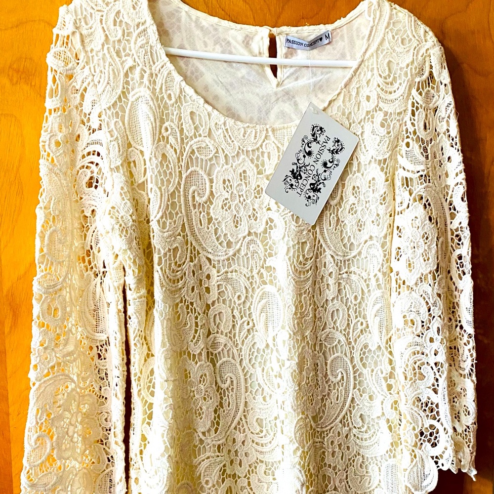 Passion Concept Lace Dress, Medium